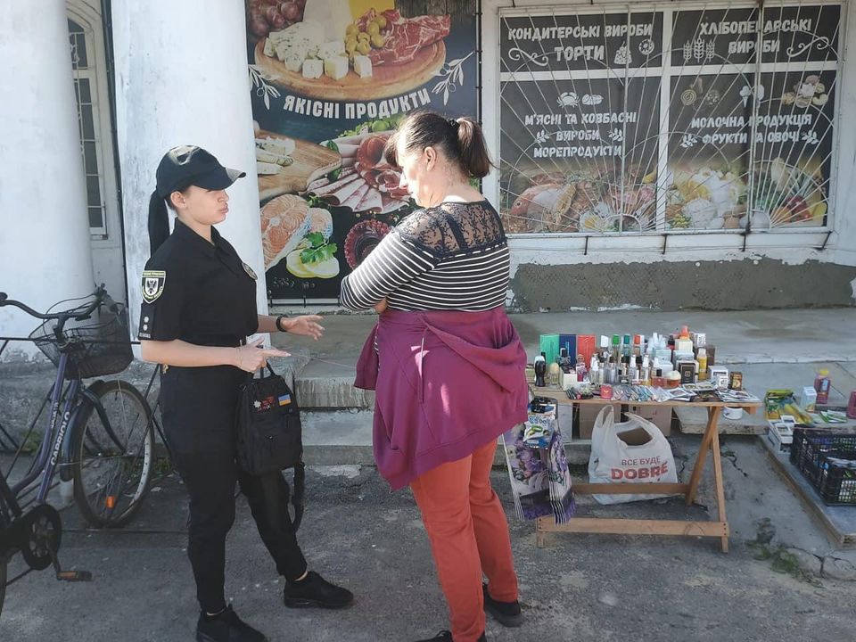 Заборона торгівлі з рук на вулицях: профілактичний рейд в Новгород-Сіверській громаді