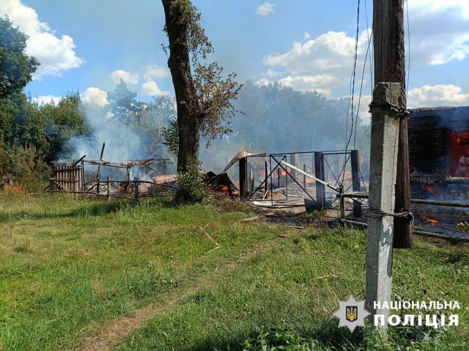 На прикордонні Чернігівщини росіяни атакували житлові будинки