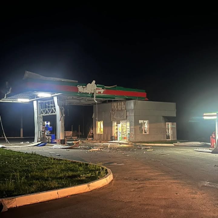 У Новгороді-Сіверському внаслідок атаки дрона пошкоджено АЗС