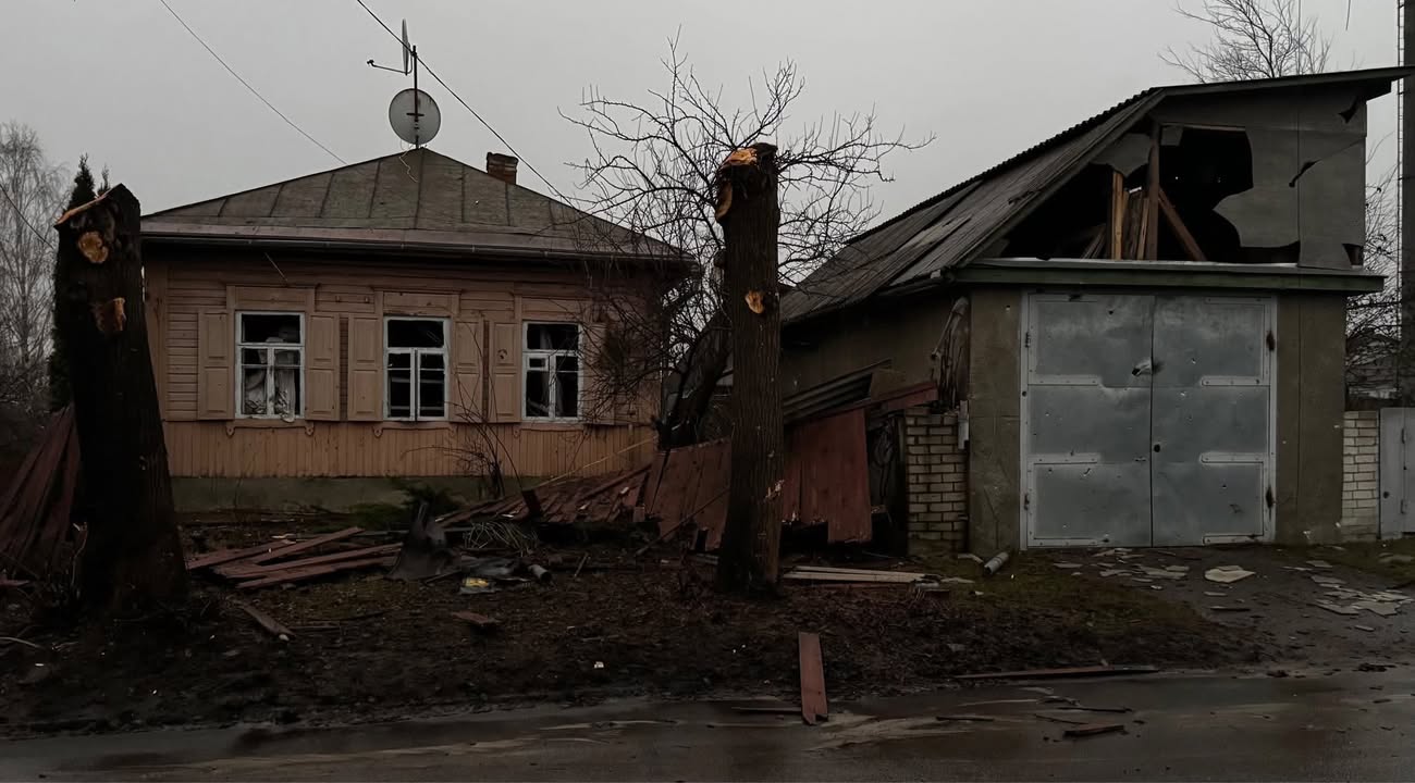 Російський дрон «Герань» ударив по житловому району Новгорода-Сіверського
