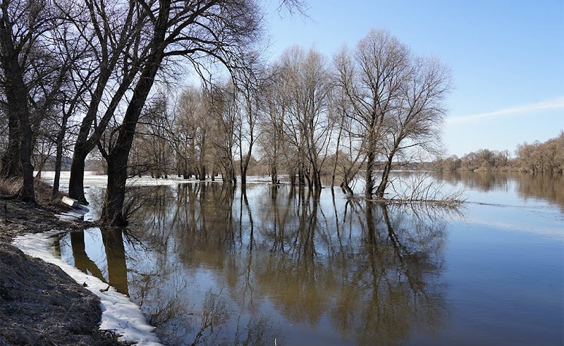 Човнова станція