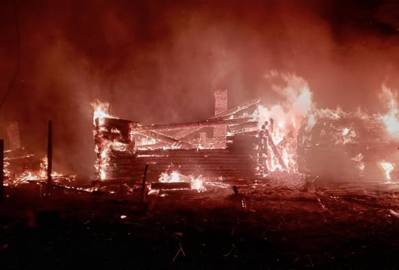 У Новгород-Сіверській громаді дрони знищили житлові будинки