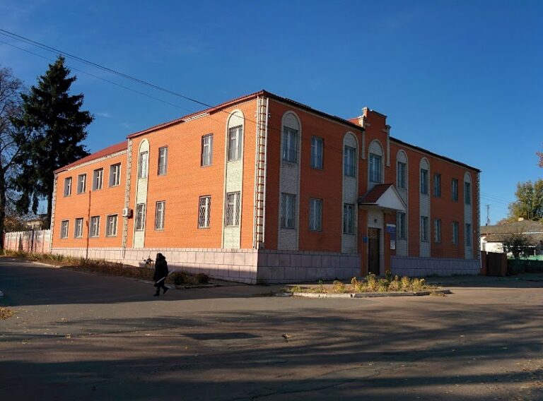 Новгород-Сіверська податкова інспекція — Держустанови у Новгороді-Сіверському