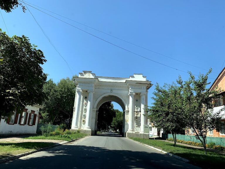 Новгород-сіверська Районна Рада — Держустанови у Новгороді-Сіверському