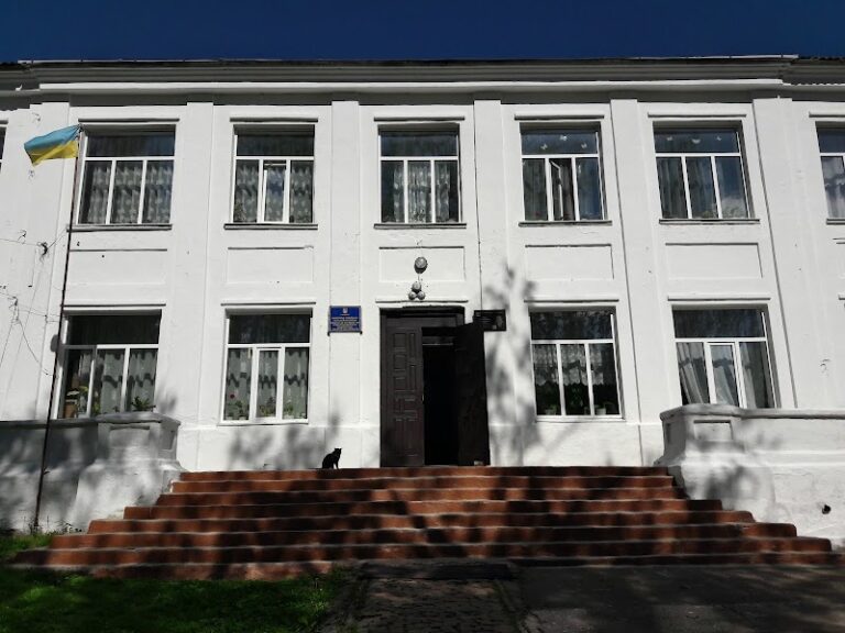 Новгород-Сіверська Загальносвітня Школа №2 — Освіта у Новгороді-Сіверському