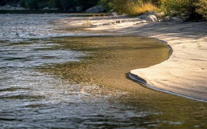 У Новгород-Сіверській громаді діє заборона на відпочинок біля водойм