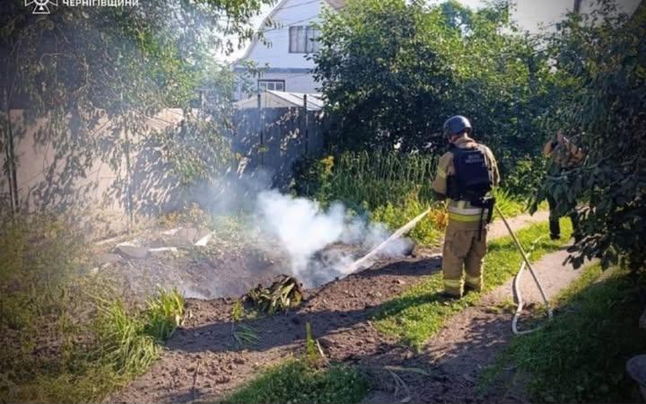 Російський безпілотник влучив у подвір’я в Новгород-Сіверській громаді